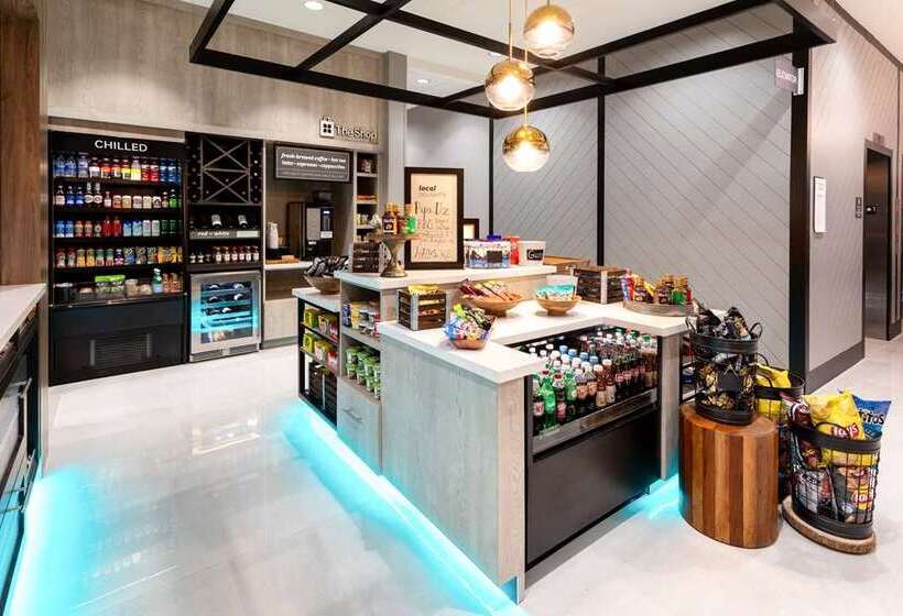 בית מלון כפרי Hilton Garden Inn Hays