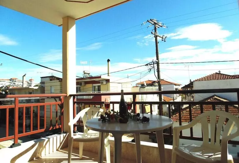 ペンション House Sartios