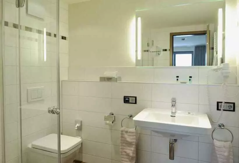 Hotelli Centrinum Altstadt