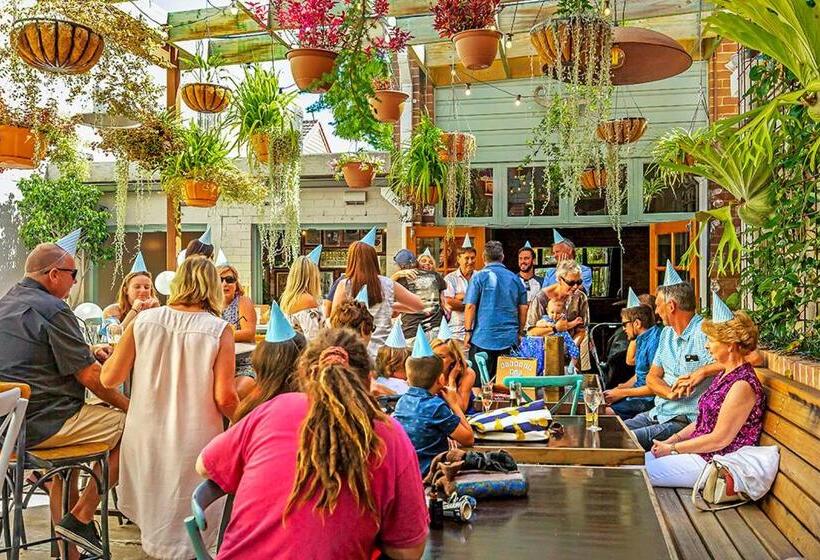 בית מלון כפרי Commonwealth