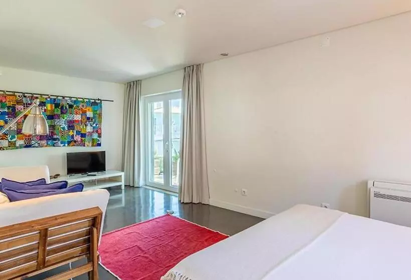 ペンション Kochab Comporta