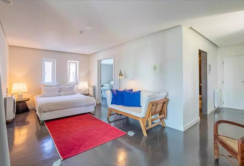 ペンション Kochab Comporta