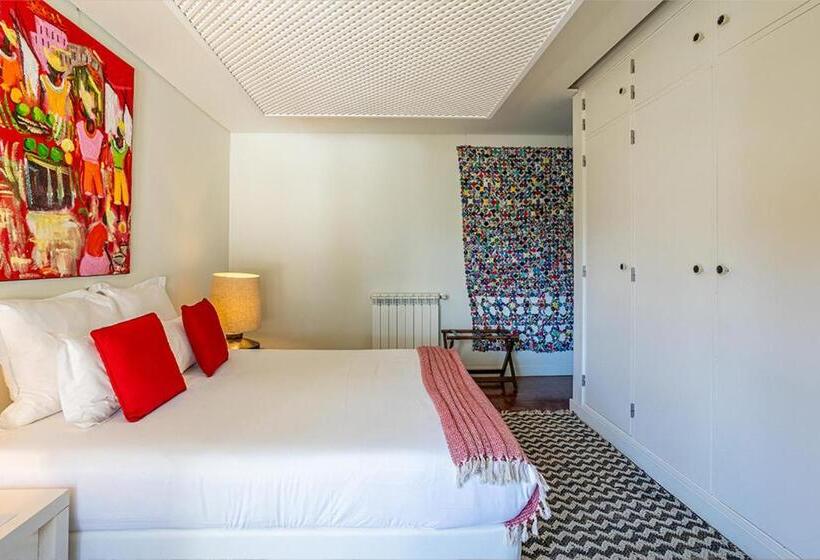 ペンション Kochab Comporta