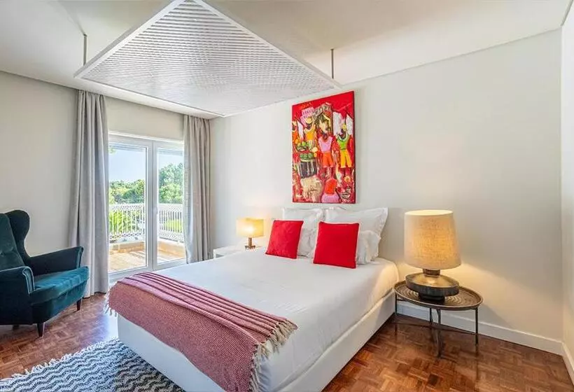 ペンション Kochab Comporta