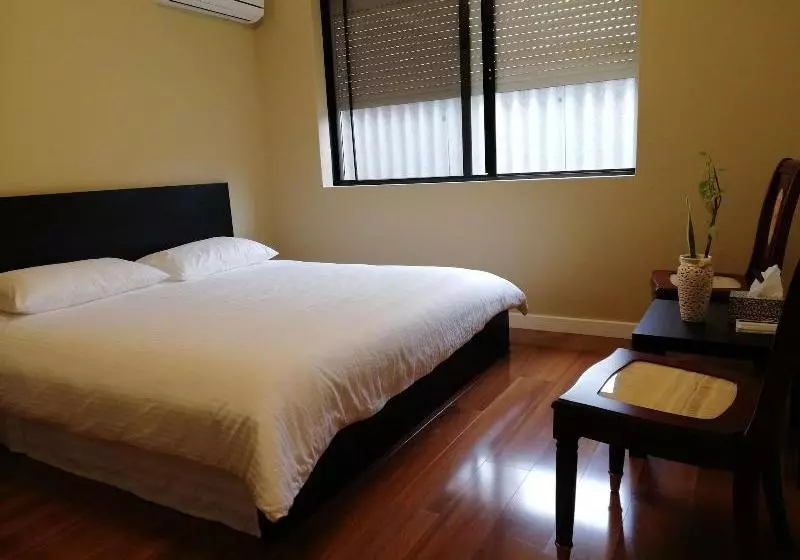 Pensió Perth Lakeside Lodge