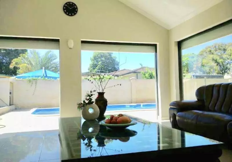 Pensió Perth Lakeside Lodge