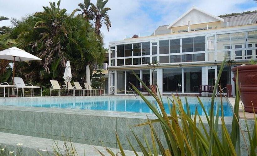 Traders Hotel & Restaurant