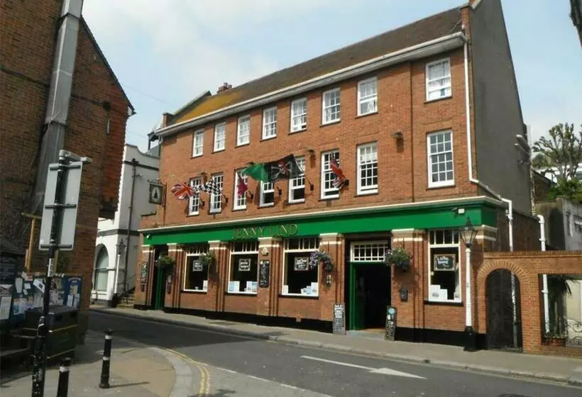 هاستل The Jenny Lind