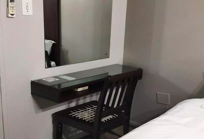 ペンション Hydro Guesthouse