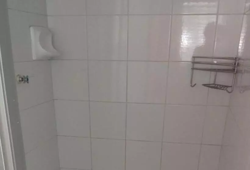 ペンション Hydro Guesthouse