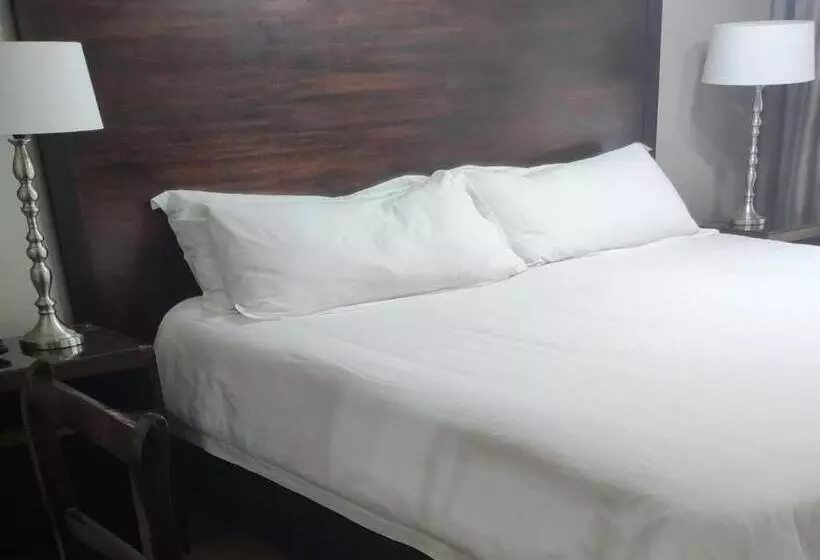 ペンション Hydro Guesthouse