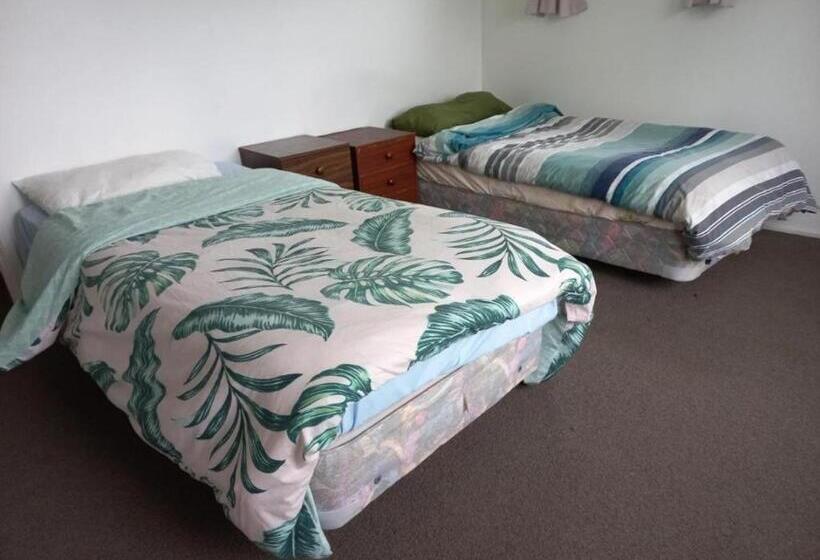 פנסיון Mount Maunganui House