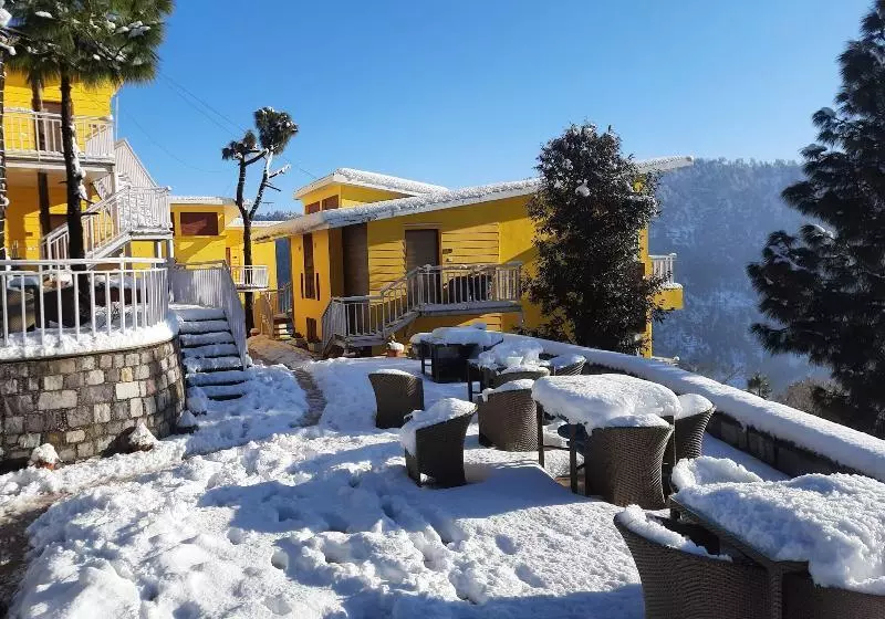 Lomakeskus Justa Mukteshwar Retreat & Spa