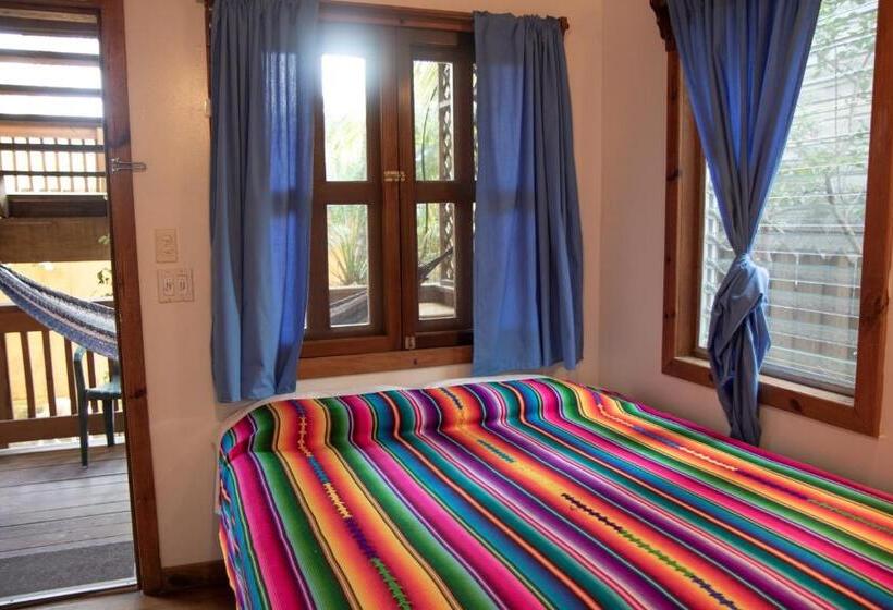 استراحتگاه Seabreeze Inn