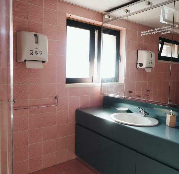 هاستل Impact House Belem