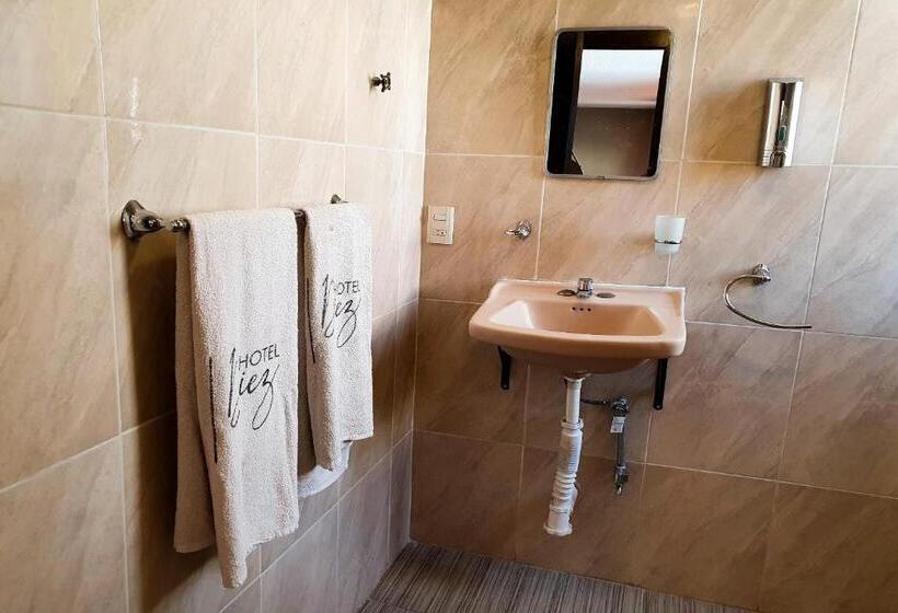 Capital O Hotel Diez