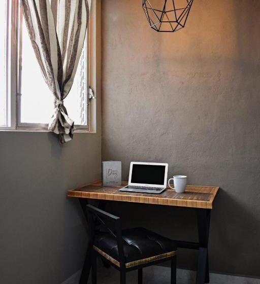 Capital O Hotel Diez