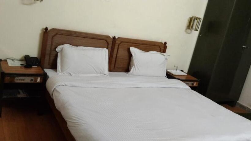 בית מלון כפרי Harsha