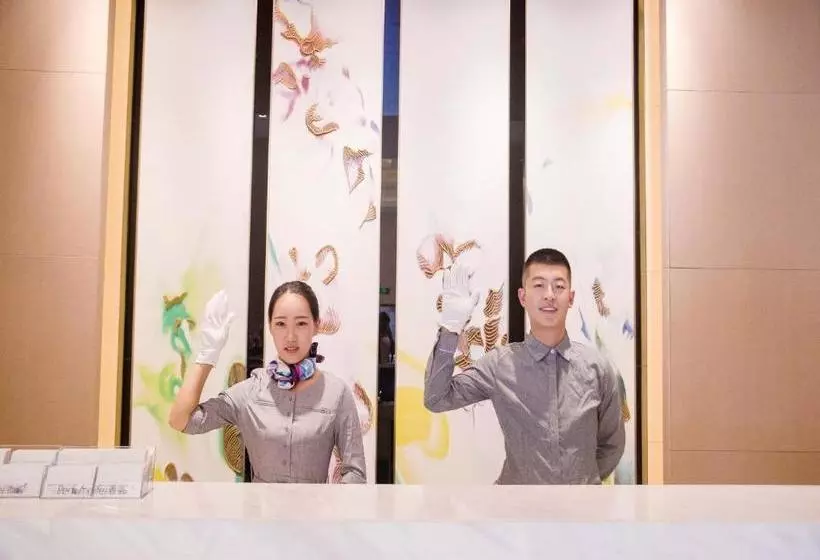Lavande Hotels Hohhot South 2nd Ring Evergrande Huafu