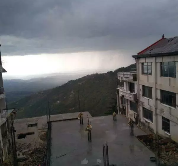 ホテル Natraj, Upper Dharamshala