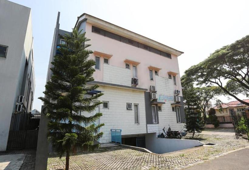 Hotel Oyo 4008 E Paviliun Karawaci