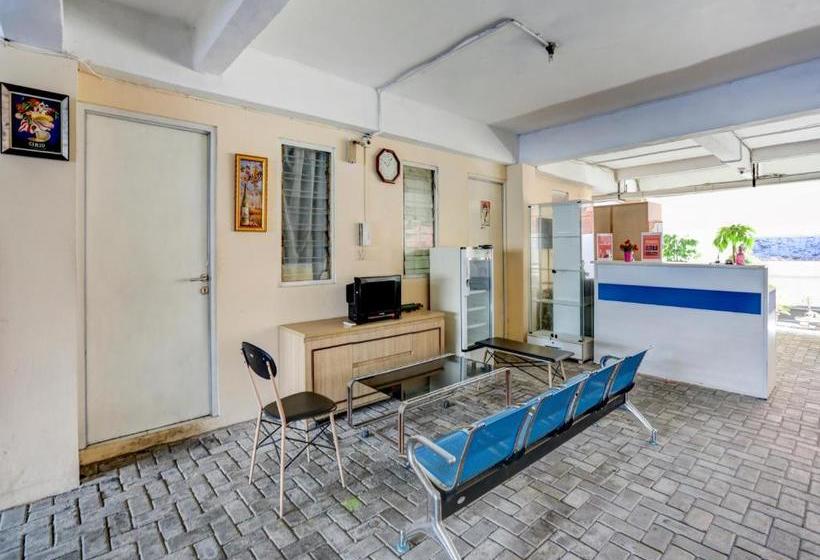 Hotel Oyo 4008 E Paviliun Karawaci