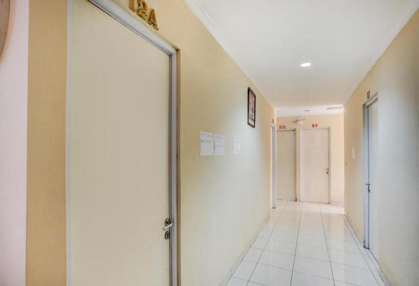 Hotel Oyo 4008 E Paviliun Karawaci