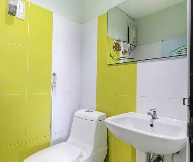 هتل Oyo 75314 Mountain Beach