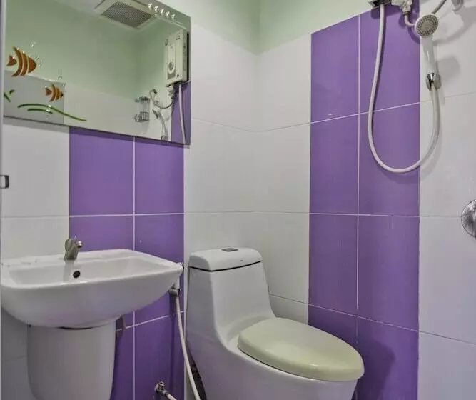 هتل Oyo 75314 Mountain Beach