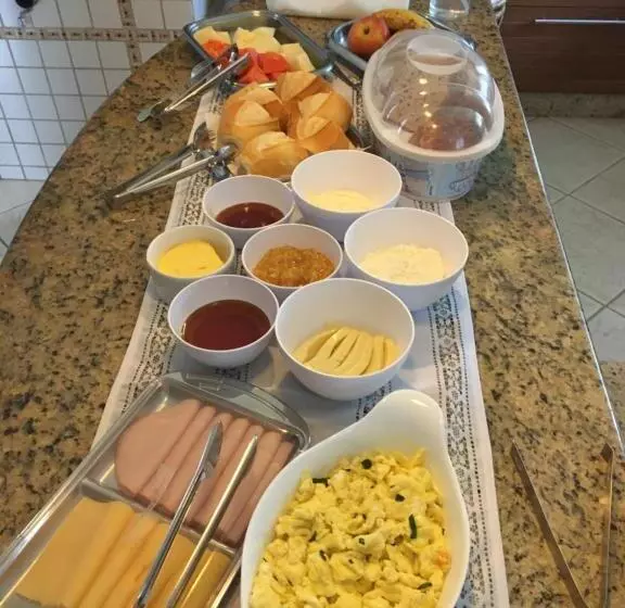 ペンション Pousada Benedicto