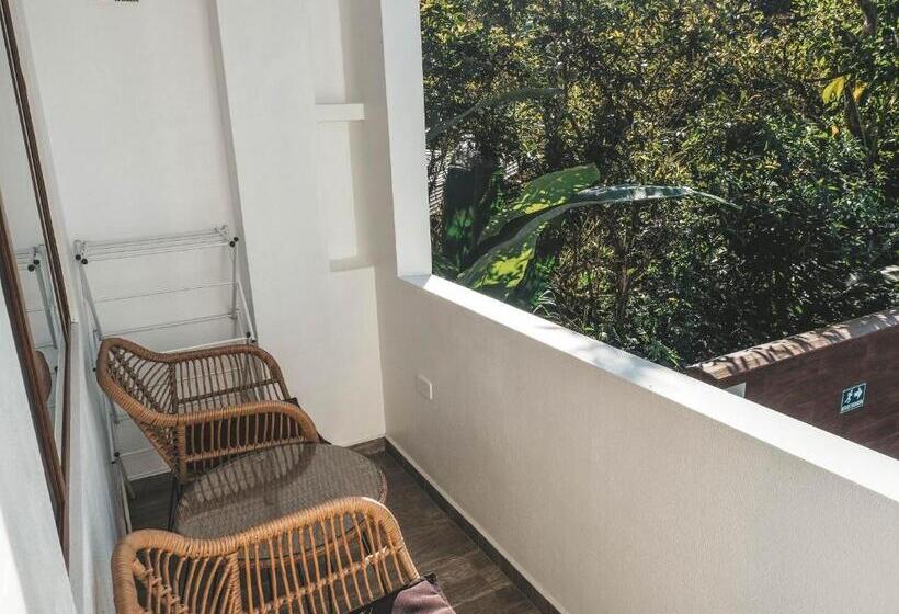 Toucan Platinum Suites Apart