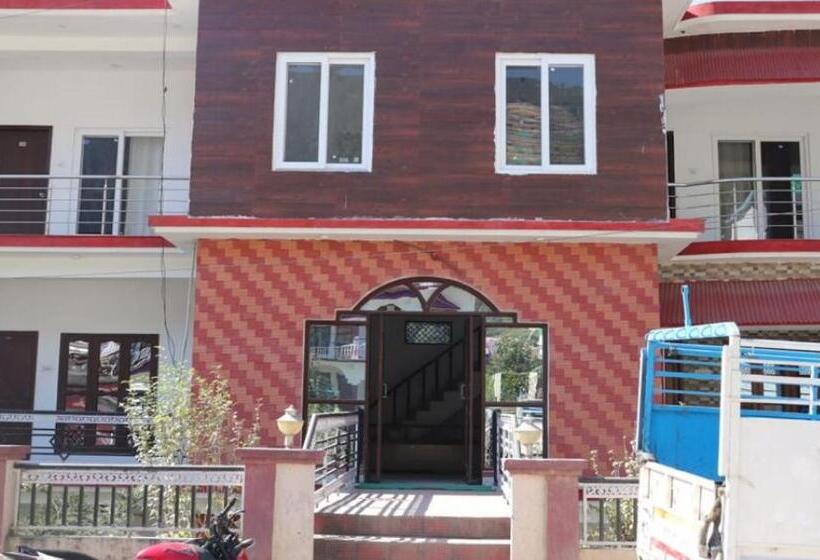 בית מלון כפרי Divine Palace