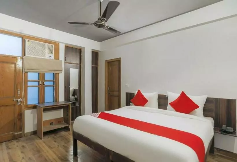 Flagship Hotel Discovery Near Pvr Ansal Plaza Greater Noida