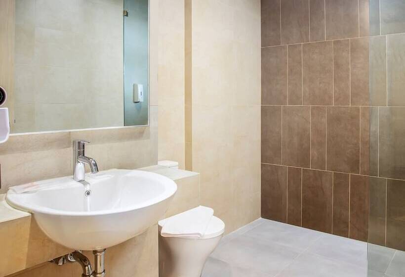 فندق Swissbelexpress Cilegon