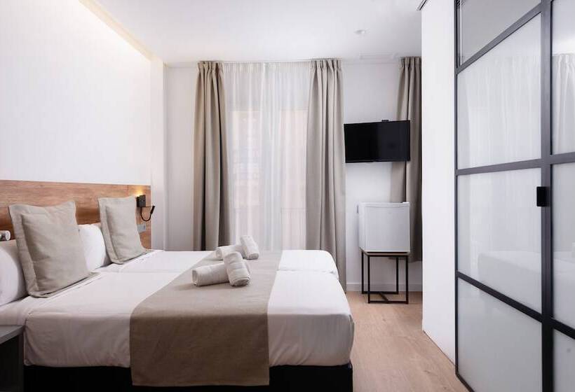 پانسیون Vil5 By Be Alicante