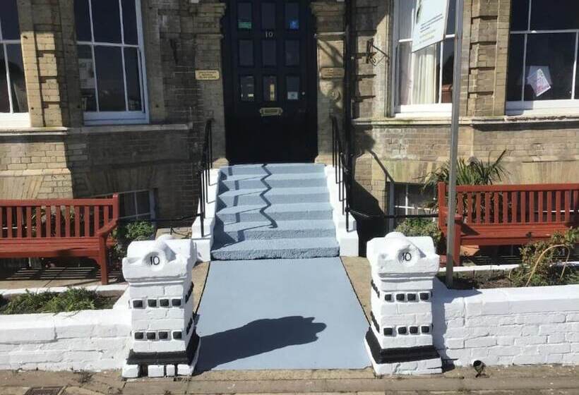 צימר Lord Kitcheners Guest House