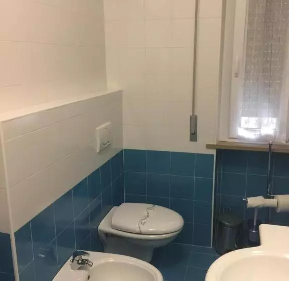 Hotelli Albergo La Pineta