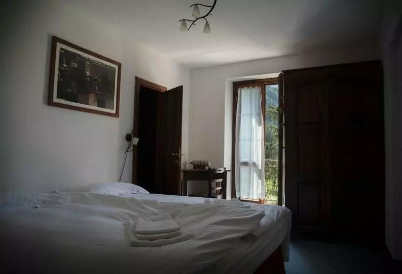 Hotelli Albergo Monte Cervino