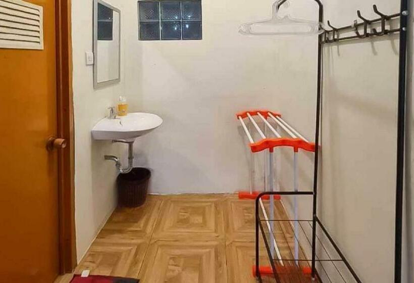 בית מלון כפרי Pesona Wisata Alam Ciparay Endah Mitra Reddoorz