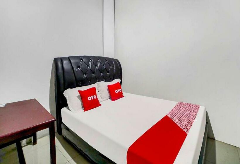 בית מלון כפרי Reddoorz @ Brayan Medan