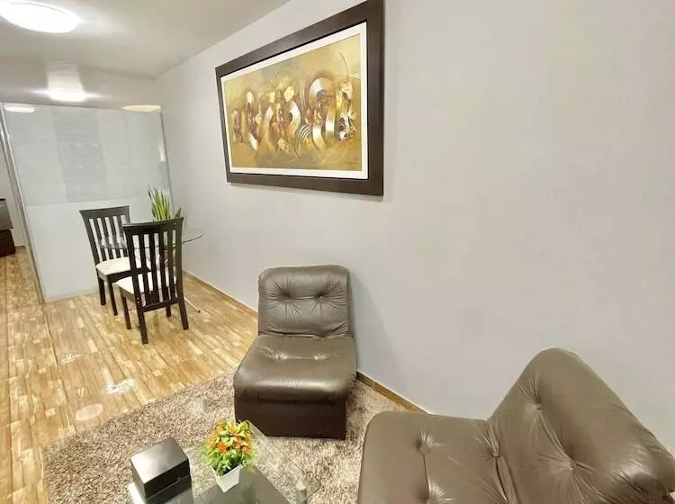 Jultom Inn Hotel & Suites