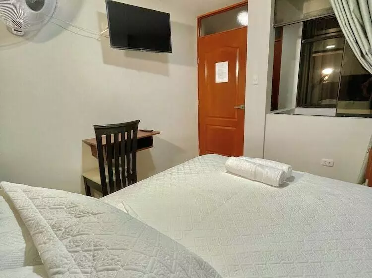 Jultom Inn Hotel & Suites