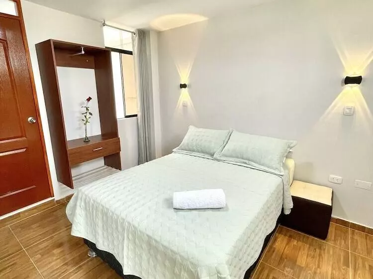 Jultom Inn Hotel & Suites