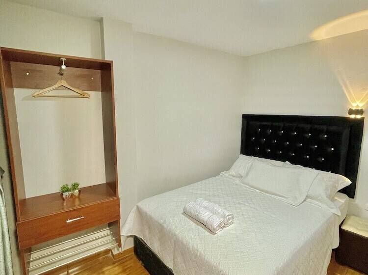 Jultom Inn Hotel & Suites