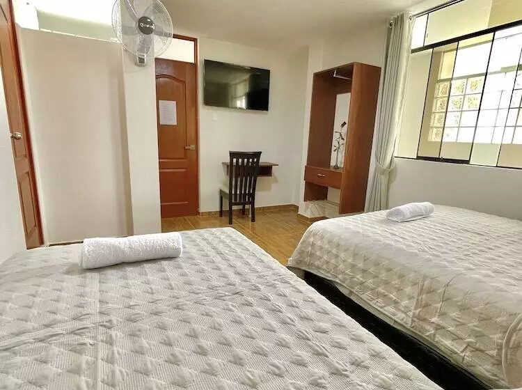 Jultom Inn Hotel & Suites