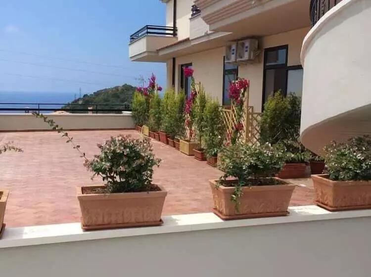 Majatalo La Terrazza Degli Dei