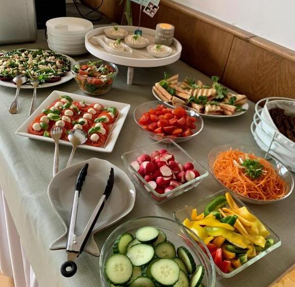 膳宿费 Penzion Kozí Horka U Brněnské Přehrady