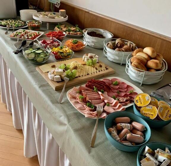 膳宿费 Penzion Kozí Horka U Brněnské Přehrady