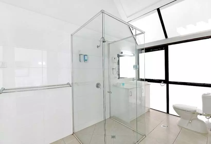 Broadbeach Travel Inn Apartments