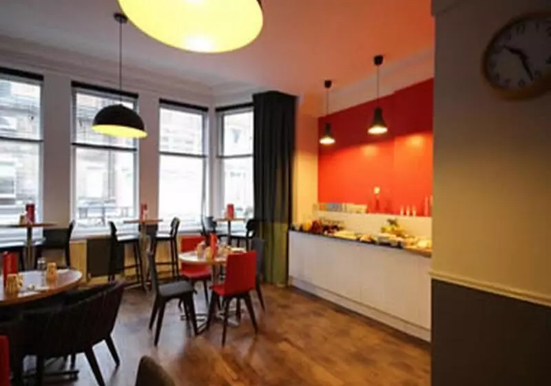 Отель Cityroomz Edinburgh